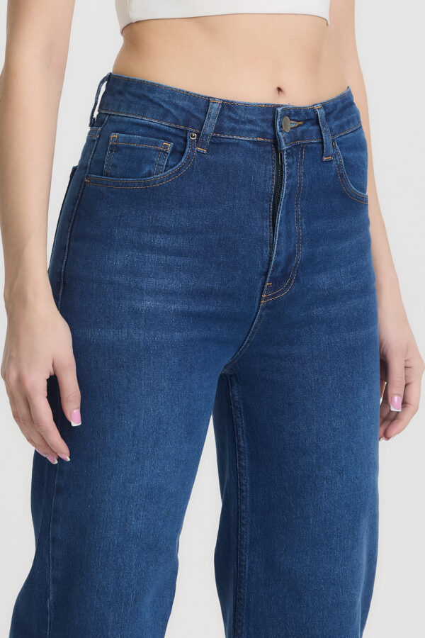 M-46 BLUE Wide-Leg High-Waist Jeans