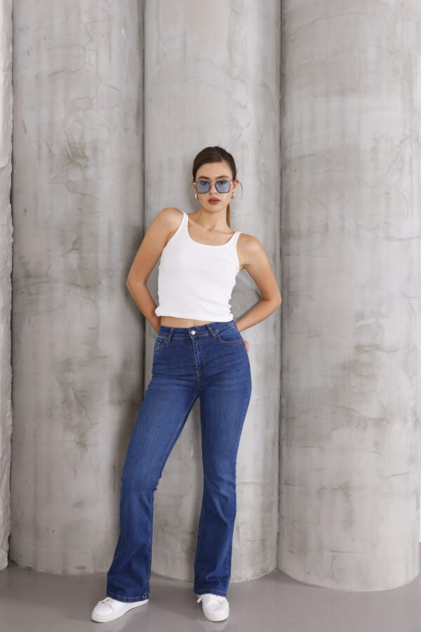 M-54 BLUE Women's Ultra Lux Comfort with Flex Motion Bootcut Jean