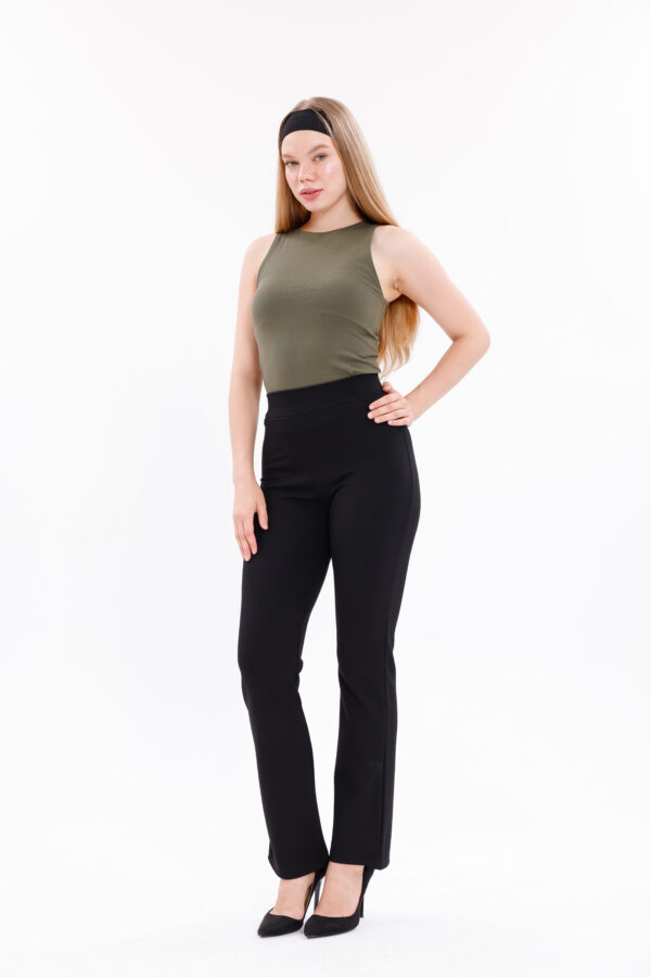 P-570 High-Waisted Straight Legging